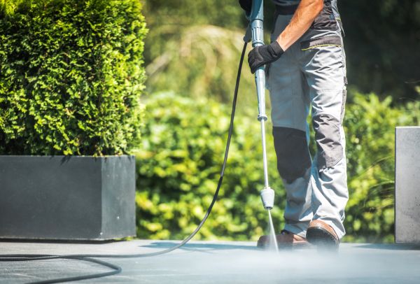 Concrete Pressure Washing in Kihei
