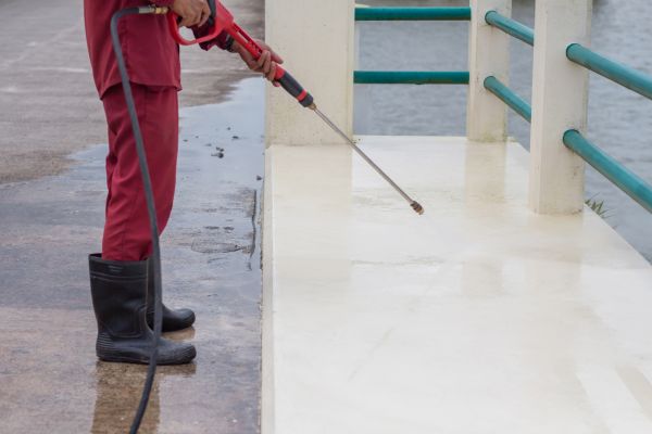 Cost of Industrial Concrete Cleaning in Kihei