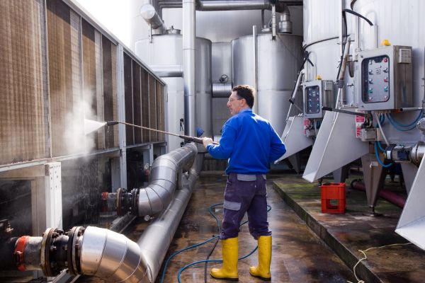 Business Pressure Washing in Kihei