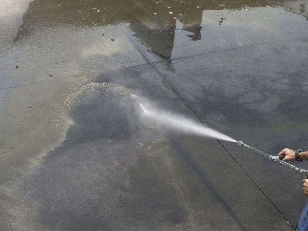 Exterior Floor Cleaning in Kihei