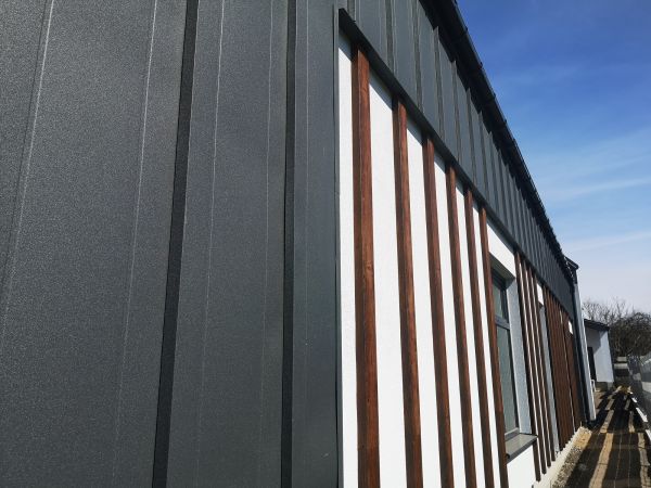 Aluminum Siding Power Washing in Kihei