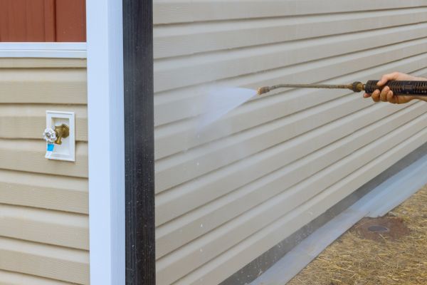 Townhouse Exterior Cleaning in Kihei