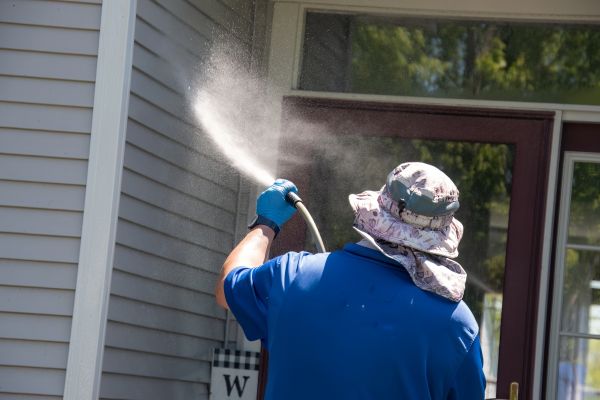 Siding Pressure Washing in Kihei