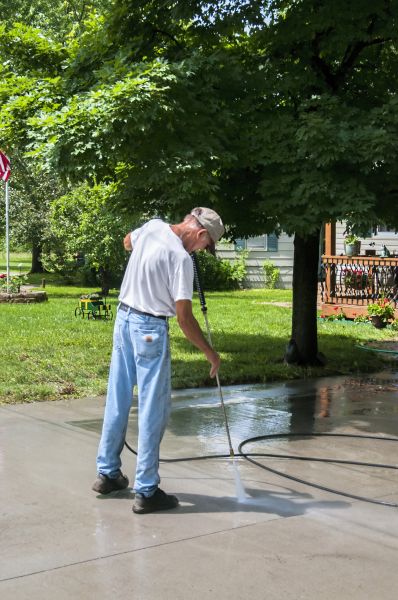 Driveway Concrete Cleaning in Kihei