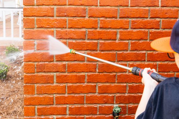 Wall Pressure Washing in Kihei