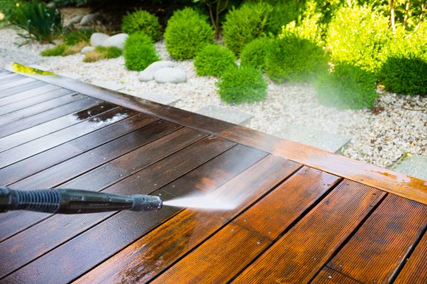 Deck Cleaning in Kihei